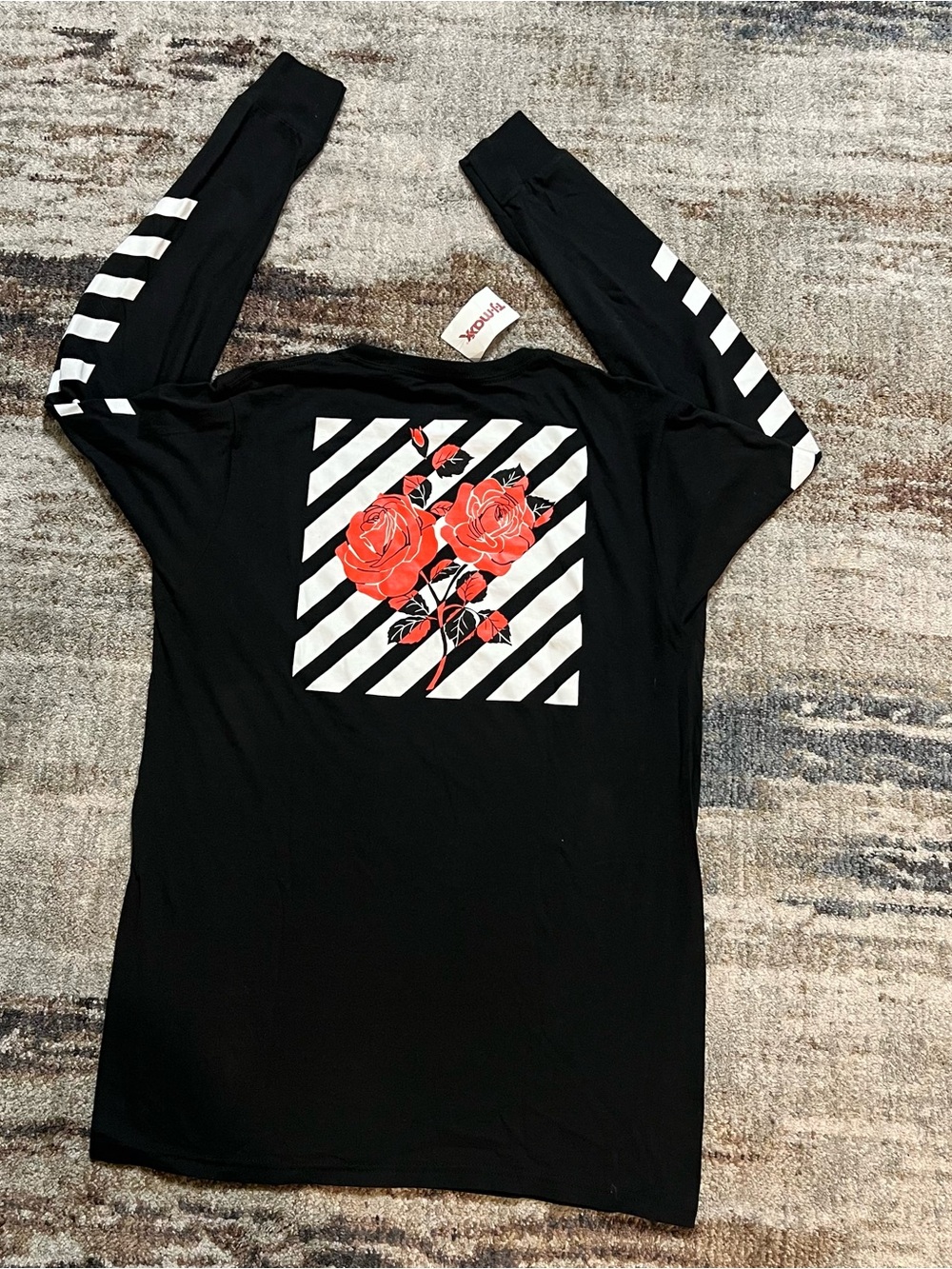 NEW Caged Rose Longsleeve Tee XL